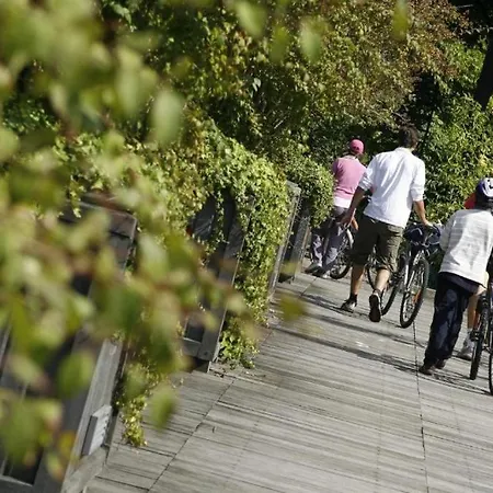 2 Au Bord Du De L'eau D'heure