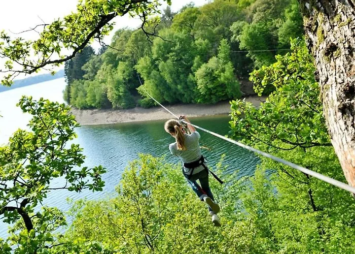Villa 2 Au Bord Du De L'eau D'heure Froid-Chapelle